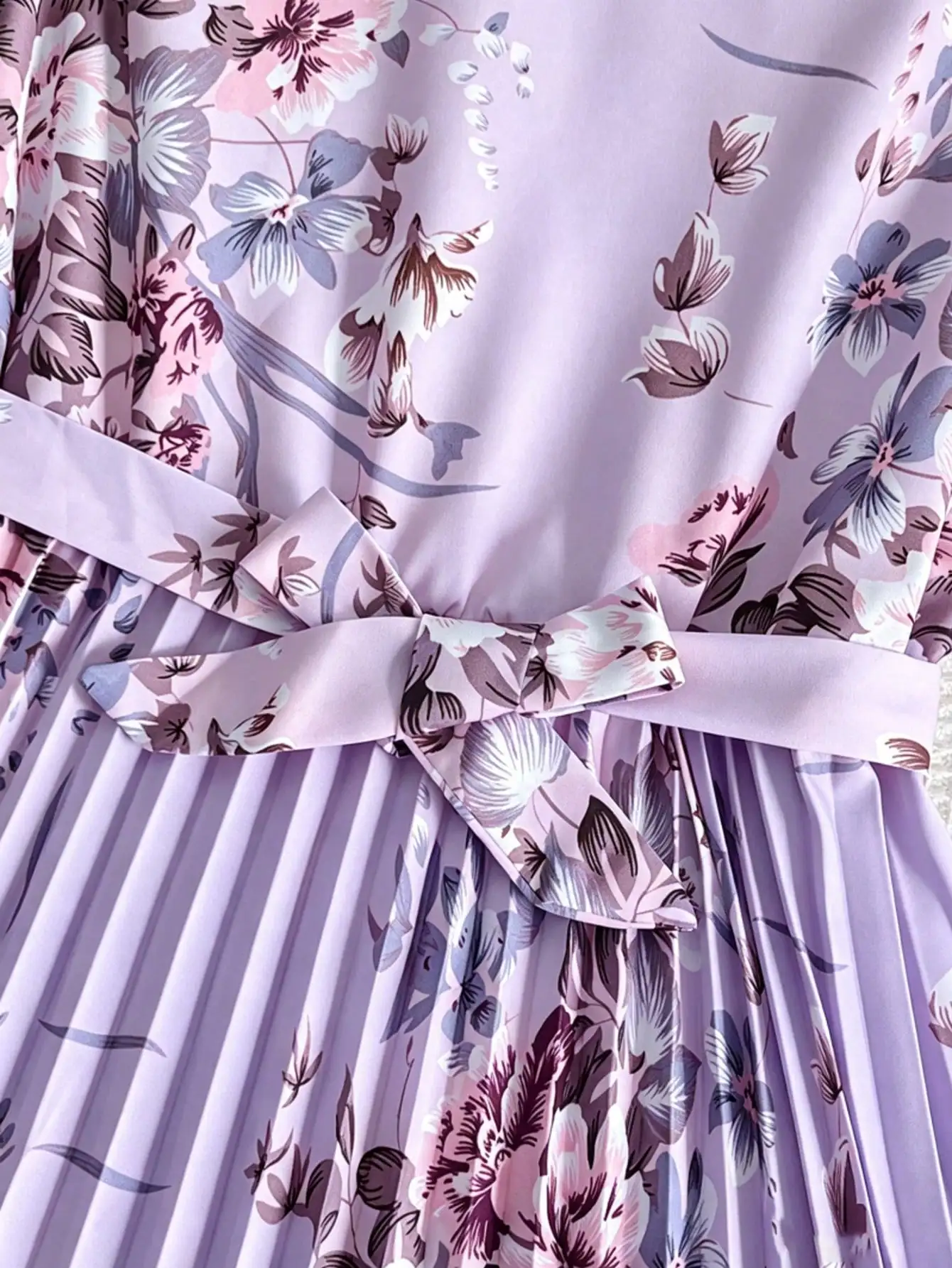 Mädchen-Plisseerockkleid mit Rüschenärmeln, Taillengürtel, Blumenmuster, knielanges Herbstkleid für Kinder – Detail 8