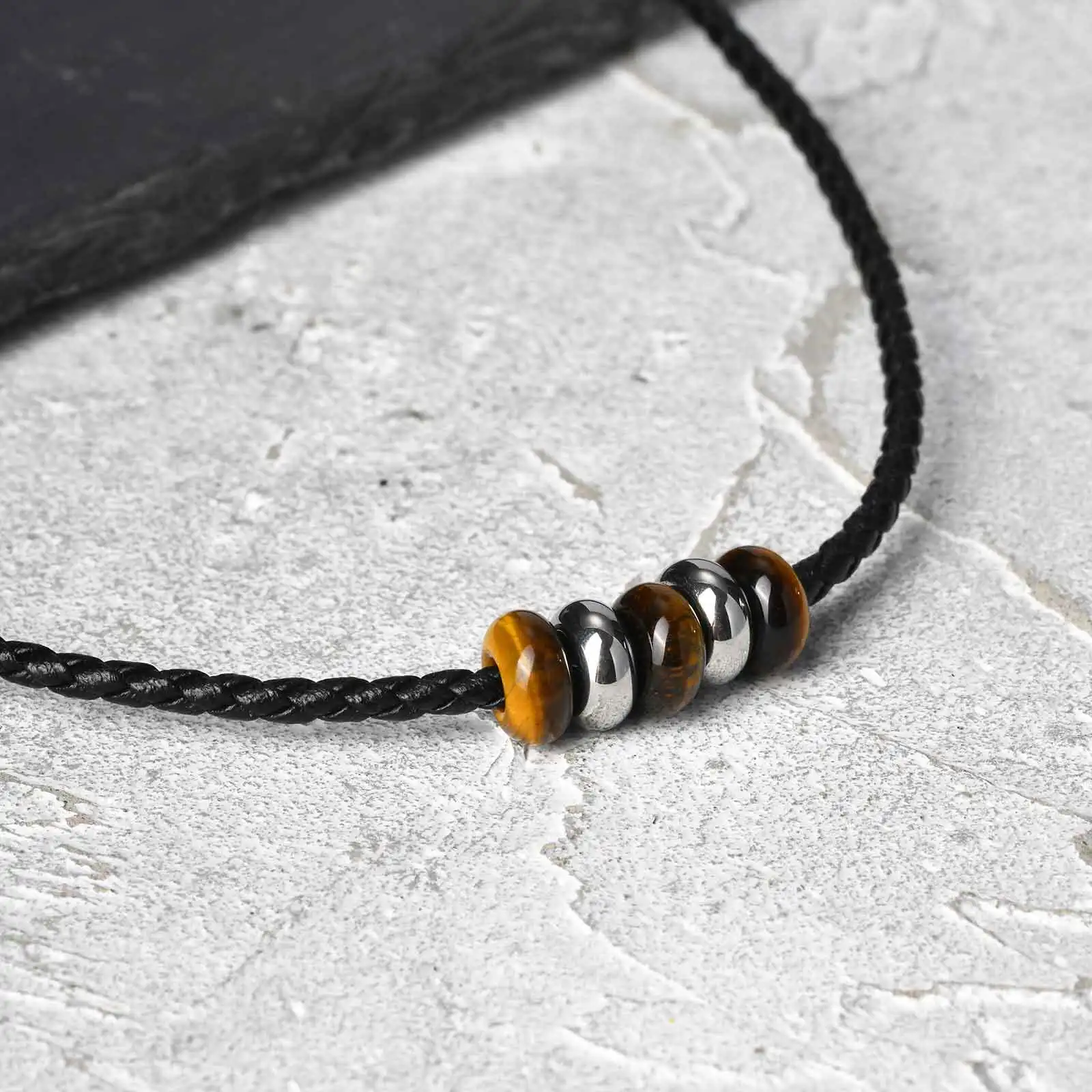 Vintage-Halskette aus PU-Leder für Herren, Edelstahlperlen, natürlicher Tigerauge-Steinhalsband, einfacher Schmuck, männliches Geschenk – Detail 4