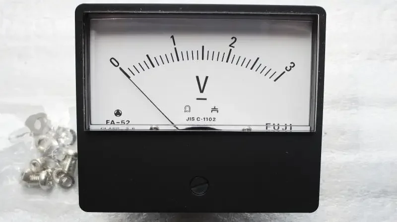 Meteran Mekanik FUJI Analog 3V DC Voltmeter FA-52 Jepang Benar-benar Asli