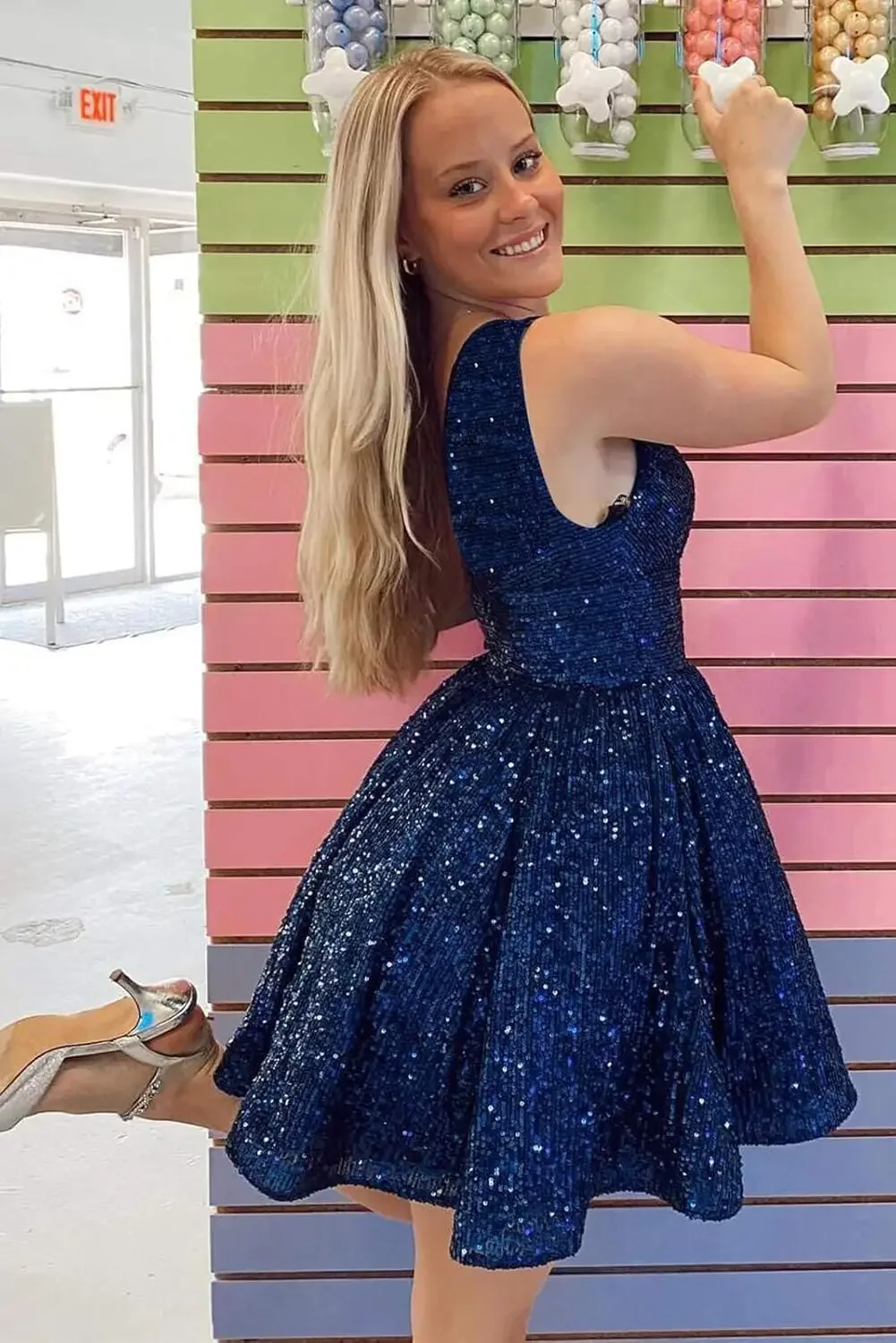 Evening Sparkly One Shoulder Homecoming Dresses Short Prom Dress Sequin Mini Cocktail Party Dress for Women and Girls