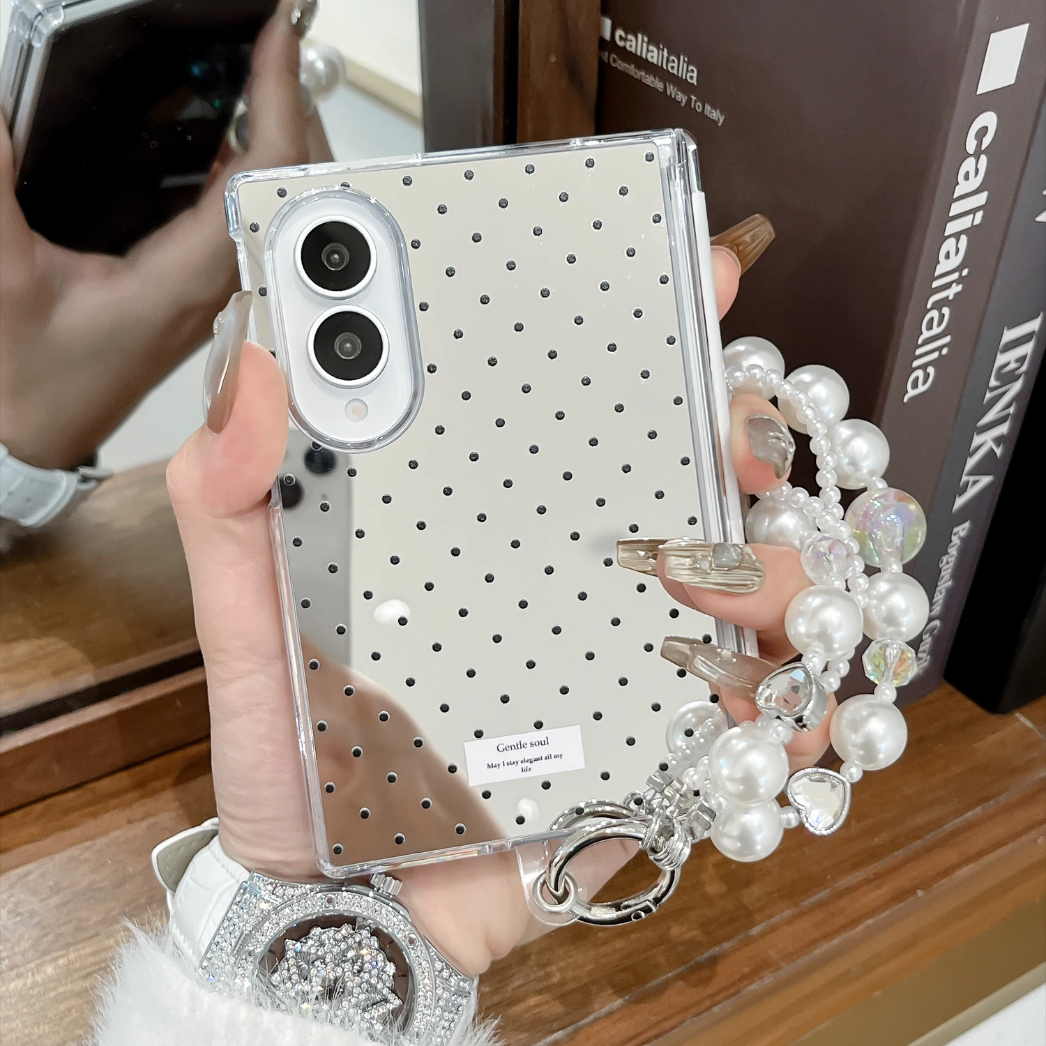 Elegant Mirror Polka Dot Phone Case For Samsung Galaxy Z Fold8 Ultra Fold7 Fold6 Protective Cover With Pearl Heart Wrist Chain