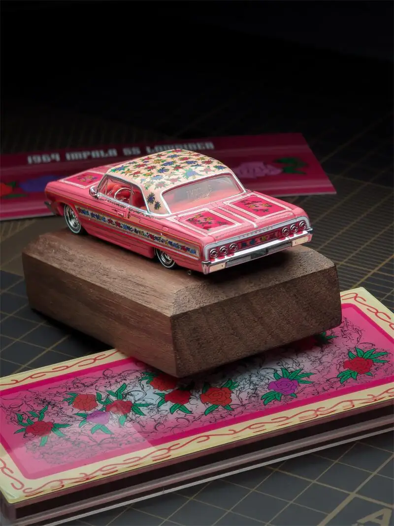 97m 1:64 1964 Impala LowRider Gypsy Rose / ARCHDEMON  Diecast Model Car