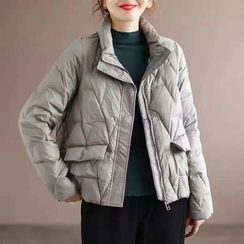 Nuovo stile versione coreana piumino d'anatra bianco stile corto piumino leggero allentato nuovo stile colletto alla coreana Little Fellow Fashion