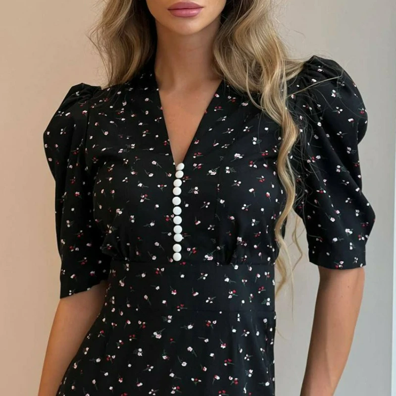 

2026 Summer New French Style Short Sleeved Dress V-neck Pleated High Waisted Floral Skirt Long Skirt Women Digital Printed Dress