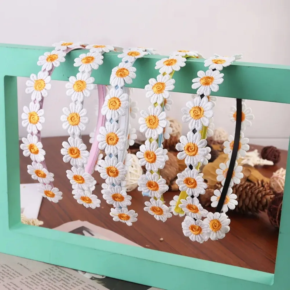 

Hair Ornament Daisy Headband Wash Face Boho Chic Hair Holder Sports Thin Headwear for Women Lady Girl
