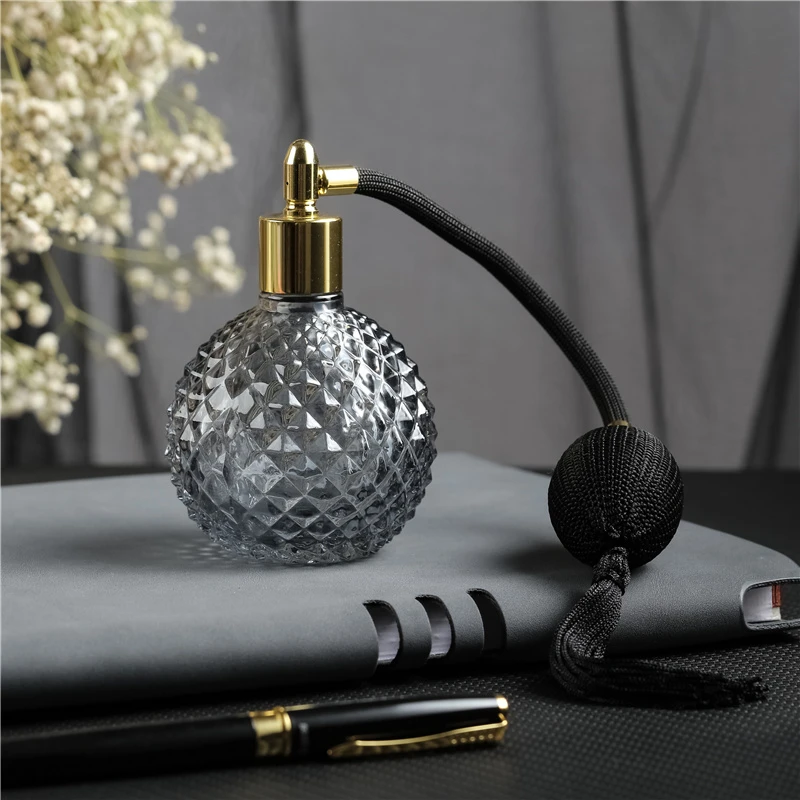 

Crystal Art Vintage Style Empty Refillable Perfume Atomizer Long Tassel Spray Bitter Bottle With Air Bag 100ml Bar Tools