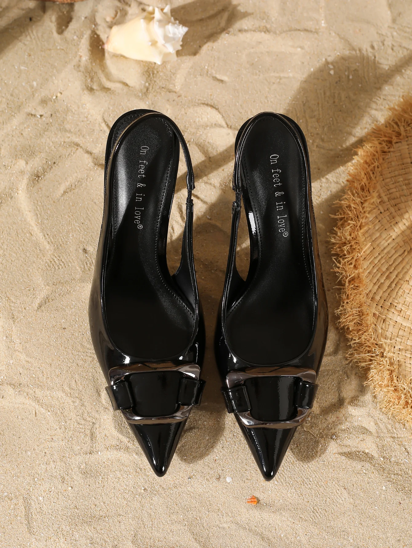 صندل نسائي من الجلد اللامع بإبزيم مربع #2