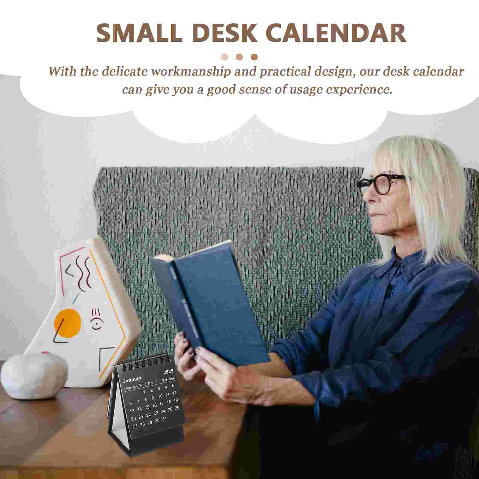 2024 Mini Desk Calendar 2025 Small Office Household Tabletop Gift Simple Style Paper Home Nurse