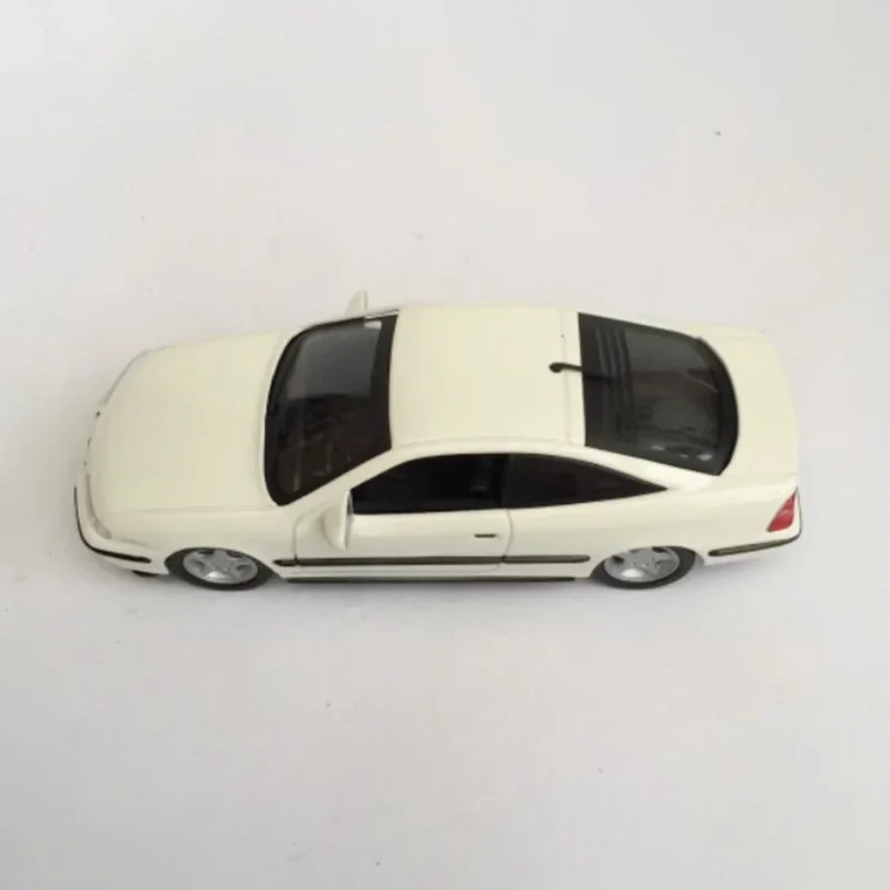 1:43 Scale 1995 Opel Calibra Alloy Sports Car Model -No Color Box Adult Children Collection Decoration Gift Toys Static Display