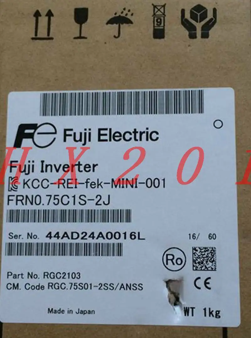 ONE NEW FUJI Inverter FRN0.75C1S-2J 0.75KW 220V