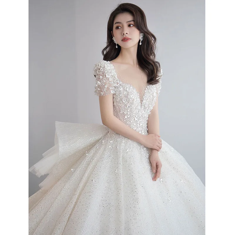 Robe de Mariée de Luxe à Manches Courtes et Col en V, Tenue de Bal à Perles et Traîne Personnalisée, Nouvelle Collection 2024