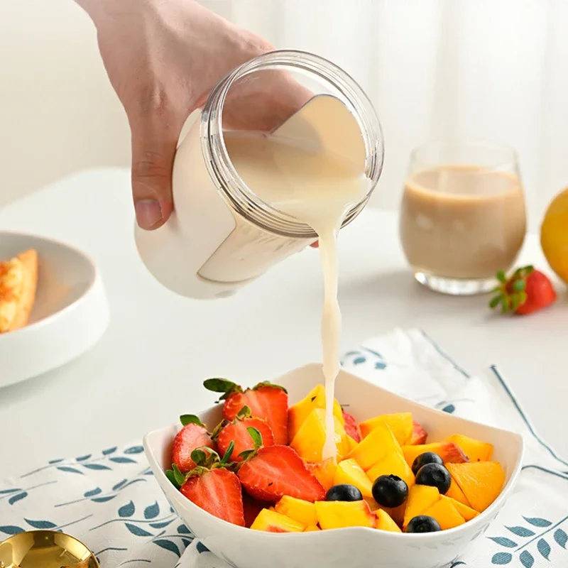 خلاط تلقائي محمول لبروتين الحليب لخلط مسحوق الحليب في صالة الألعاب الرياضية المنزلية والسفر والتخييم في الهواء الطلق واللياقة البدنية