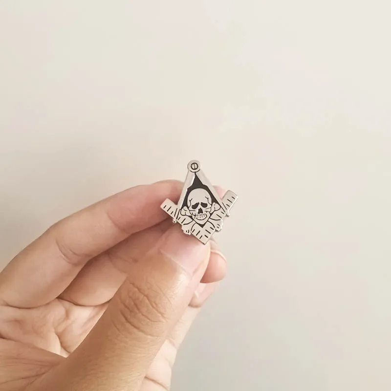 50pcs Skeleton Metal Badge 3rd Degree Lapel Pins Harim Abiff Widow's Son
