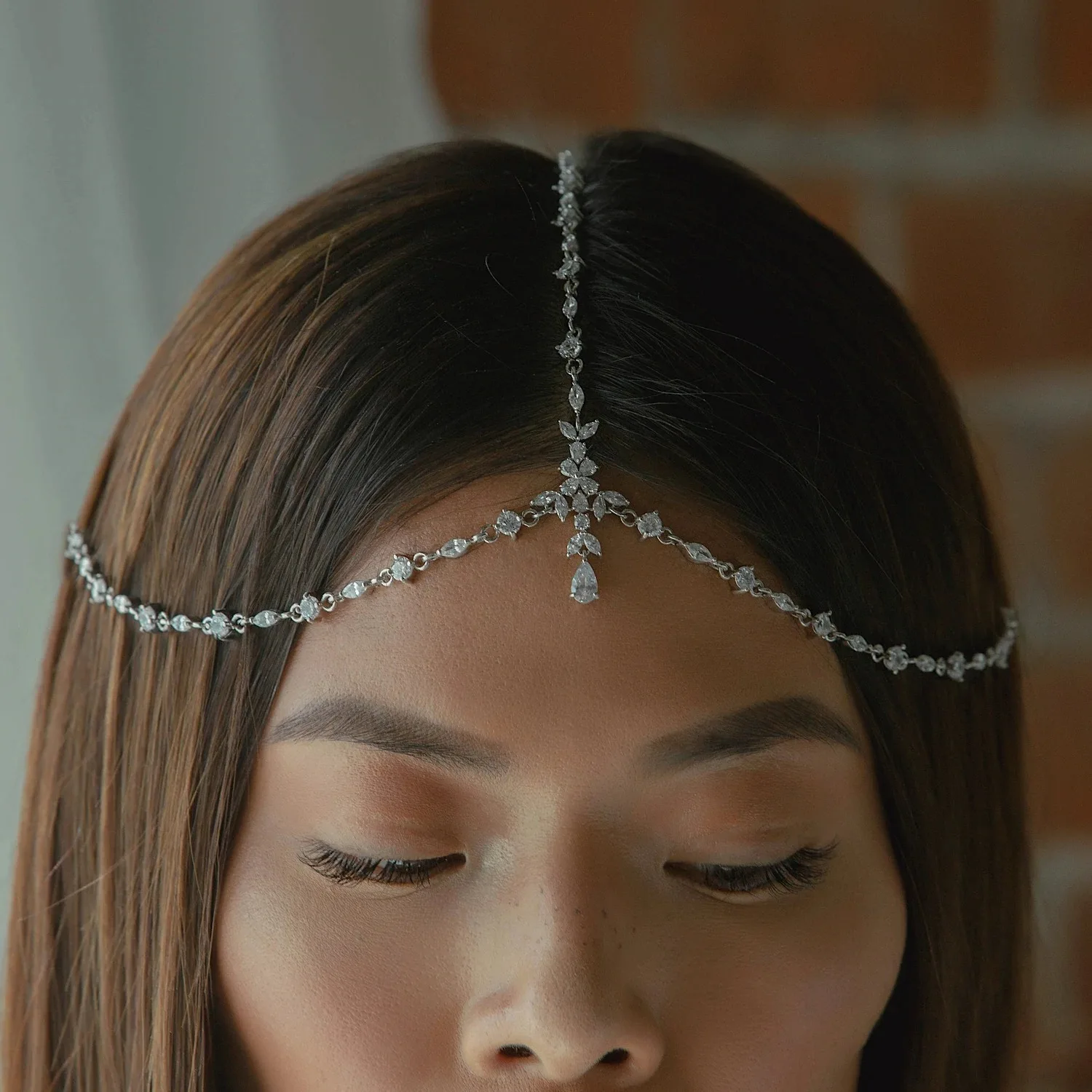 

Gold Plated Water Drop Crystal Headband For Women Classic Hair Jewelry Rhinestone Bridal Hair Band Wedding