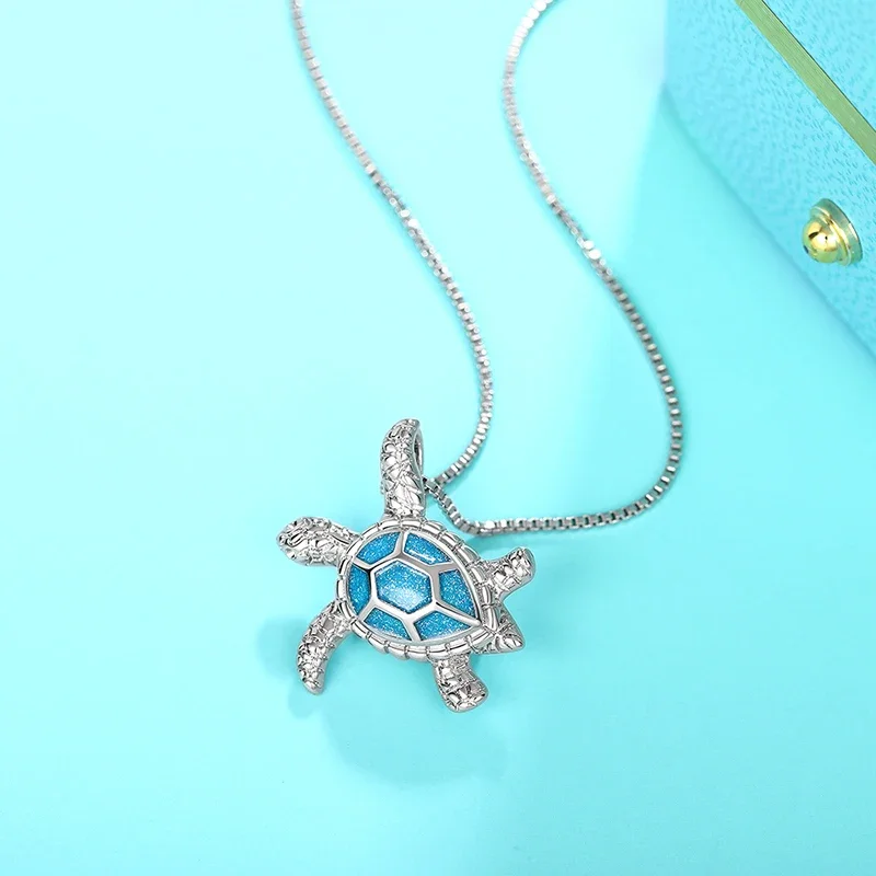 Huitan Lovely Turtle Pendant Necklace for Women Box Chain Fashion Cute Neck Accessories Sweet Gorgeous Appealing Party Jewelry