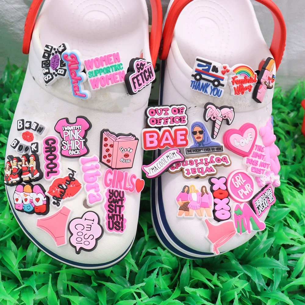 New Arrival 1pcs Shoe Charms Pink Series Slogan Rainbow Bear Accessories PVC Kids Shoes Buckles Fit Wristbands Birthday Present