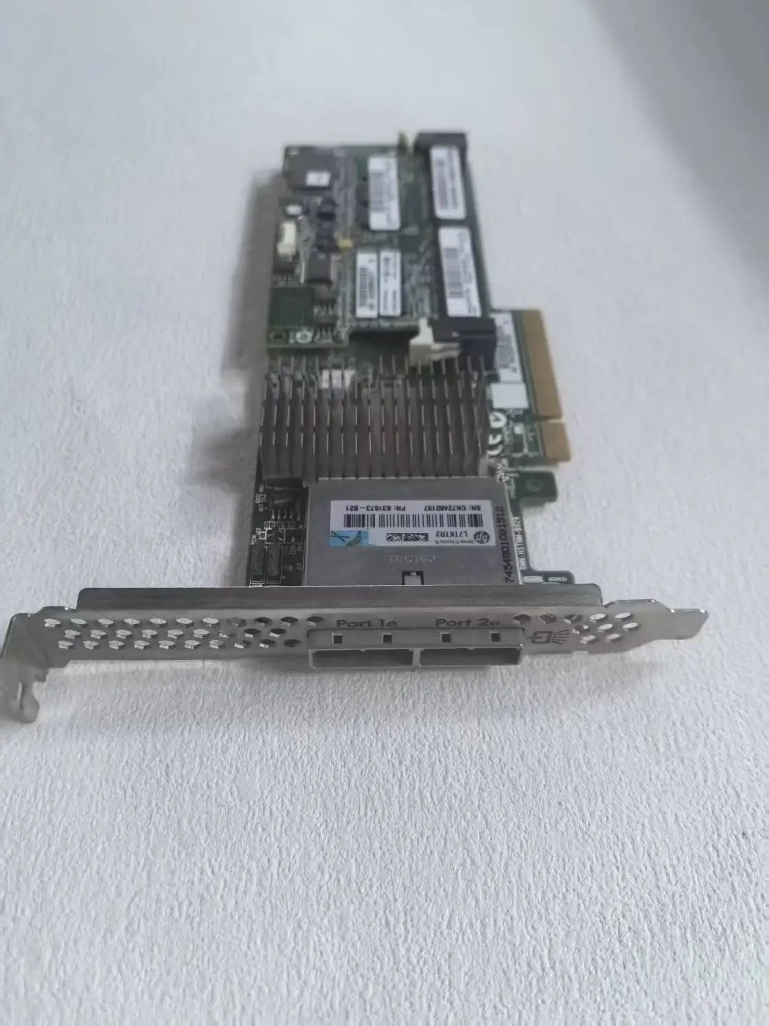 631673-B21 Smart Array P421 2-Ports Sas 6Gb/S Sata Pci Express X8 2Gb Cache Low-Profile Raid Controller Card