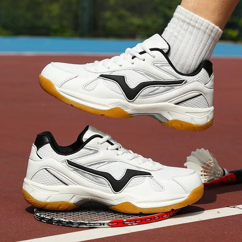 New professional men's badminton sneakers women's tennis training shoes men's and women's sports shoes badminton sneakers