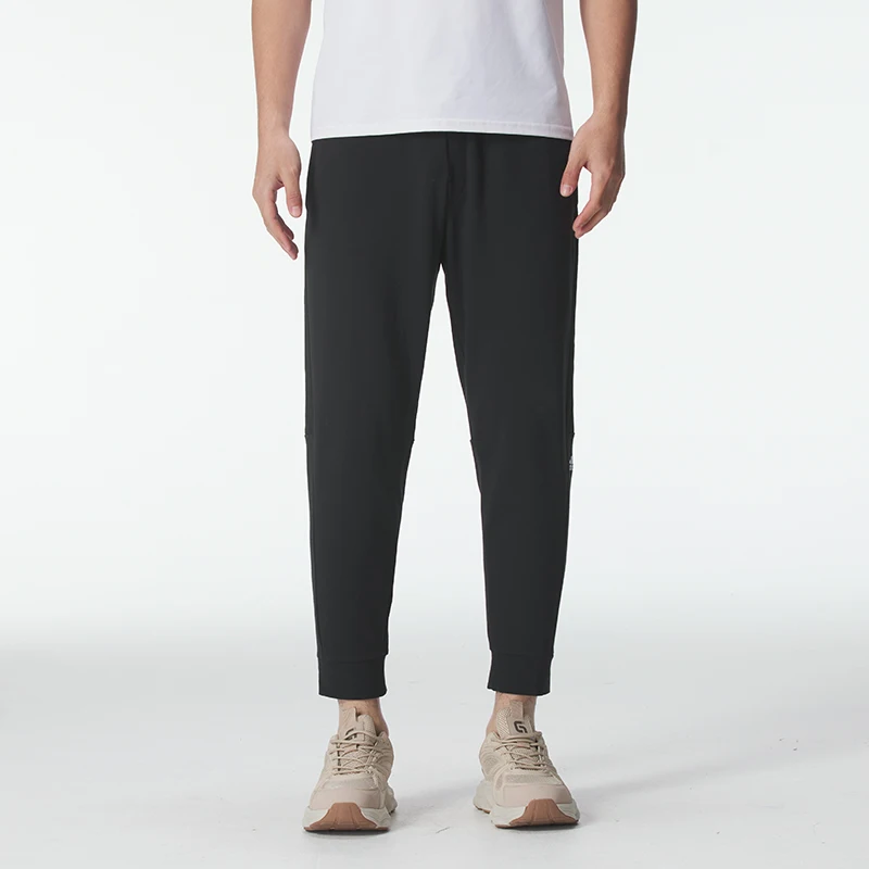 

Брюки Adidas Fi Mh Kn Pt — удобные, свободные и дышащие мужские спортивные брюки для бега Ia8181