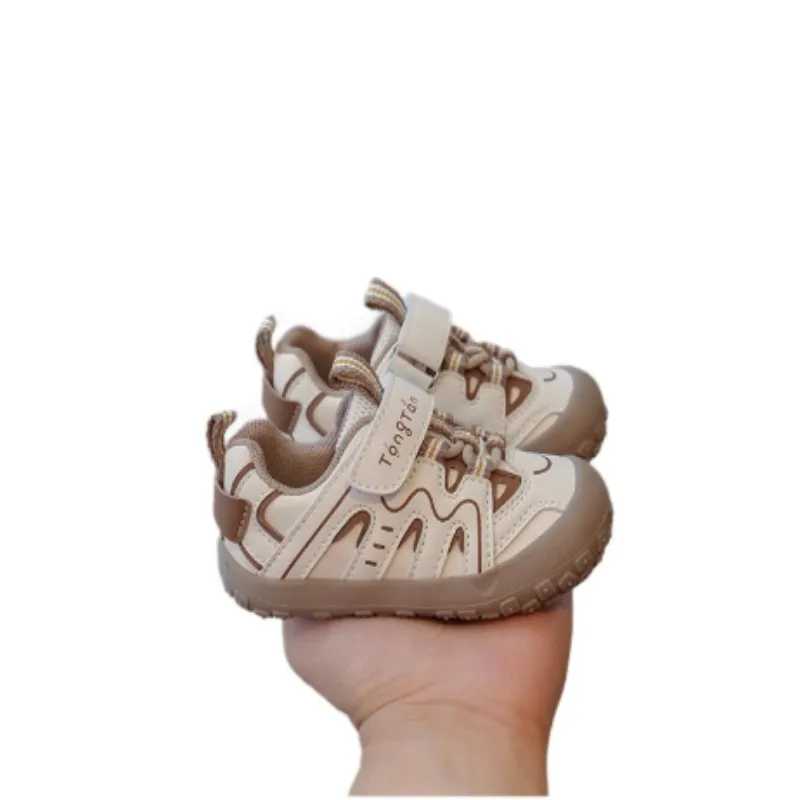

Autumn new baby walking shoes with leather surface female baby indoor shoes anti slip soft sole male baby sports shoes 16-25