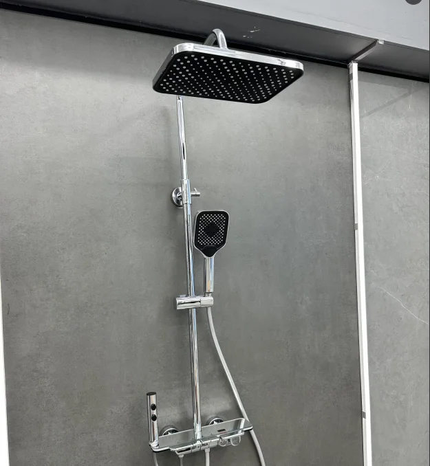 

Premium LED Brass Shower Column High Quality Bath & Shower Faucets with LED Lighting Ceramic Valve Core for Hotels