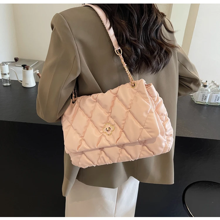 Diamond Lattice Chain Bag Shoudler Crossbody Bag for Women 2024 New Soft Vegan Leather Trendy Clutches Lady‘s Messenger Bag