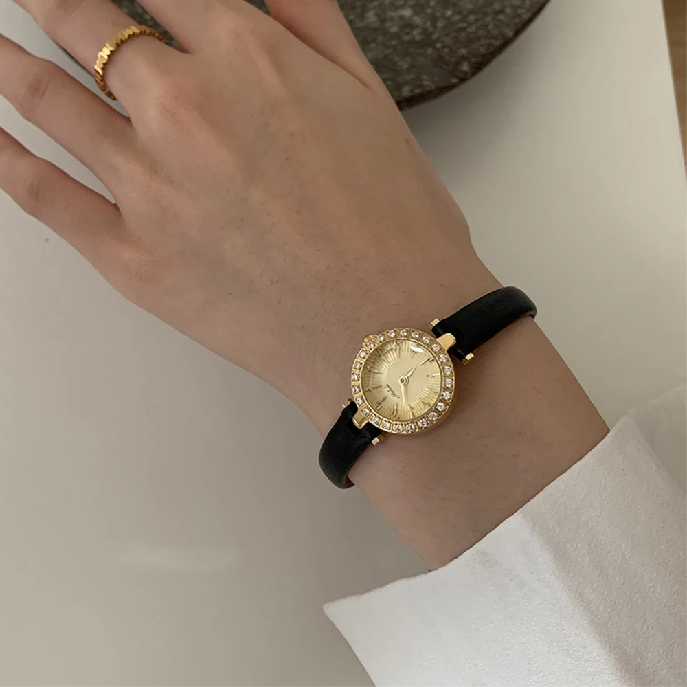 Fashion Temperament Minimalist luxury Quartz Watch For women's girl Student gift  Women's accessories