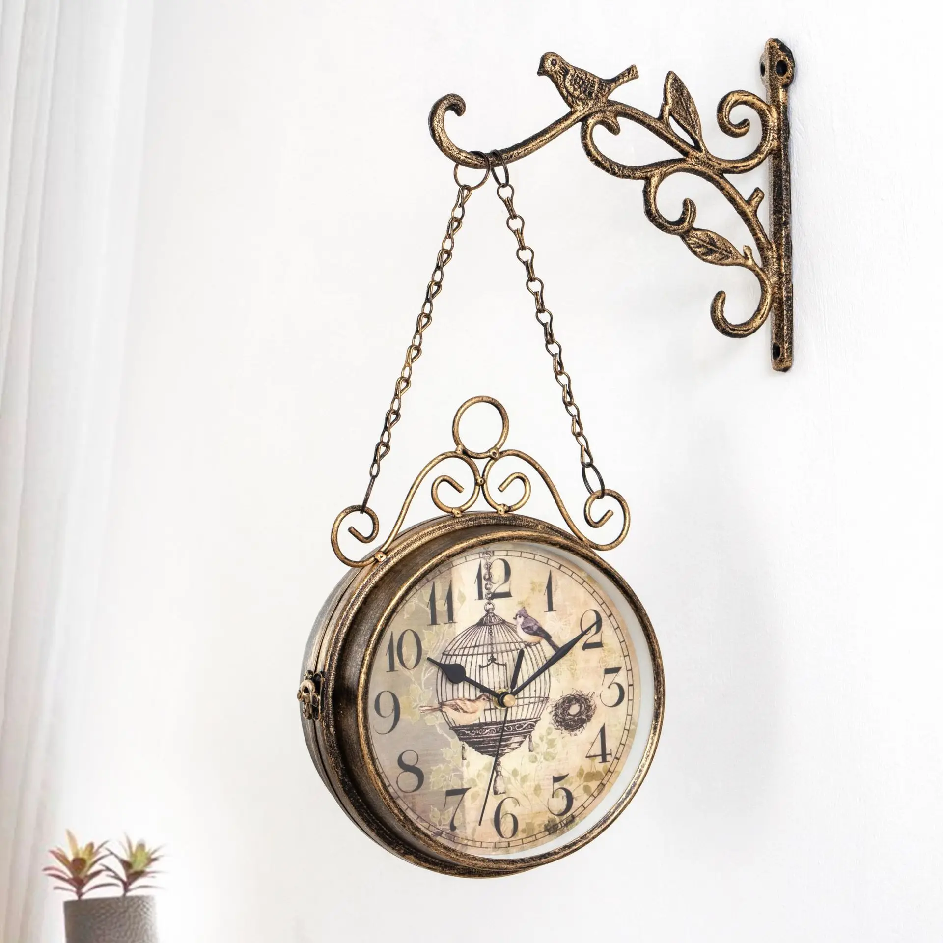 Retro creative Double sided wall clock Simple iron watch living room decoration double sided wall clock Iron clock fashion