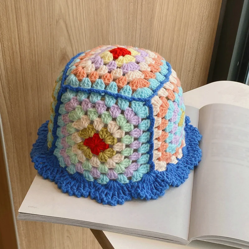 Hand-Knitted Sunflower Patterned Fisherman's Hat, Blue-Edged Zuma Hat, Colorful Patchwork Design, Ruffled Knit Hat, Suitable for Women, Cute and Sweet Style for Autumn and Winter Outings