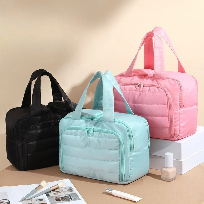 New fluffy makeup bag, travel toiletry bag, large-capacity multi-functional zoned storage bag, cosmetics storage bag