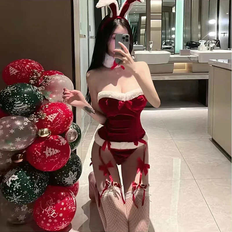 Noel COS: The Ultimate Christmas Lingerie for Intimate Holiday Performances