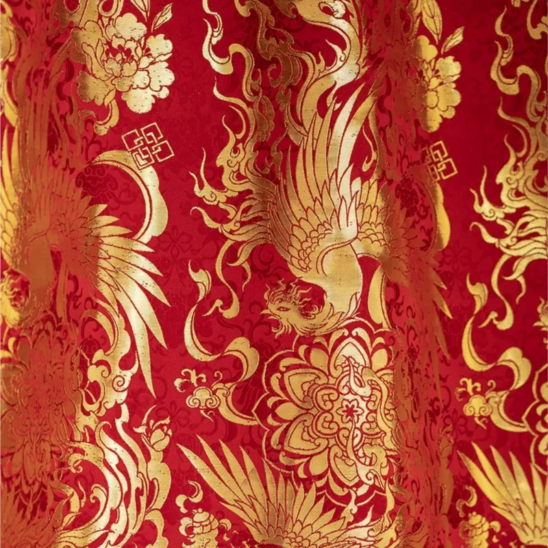 

Ткань нового ханьфу в китайском стиле с золотым атласным плетением — красная юбка на осень и зиму.