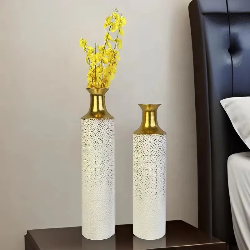 

Luxury Bohemian Elegant Gold Floor Decoration Metal Dining Table Vase Living Room Iron Flower Pot