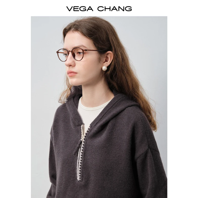 เสื้อสเวตเตอร์ถักไหมพรมผู้หญิง Vega Chang คอลเลคชั่นฤดูใบไม้ร่วงและฤดูหนาว ดีไซน์ปกเสื้อตัดสี