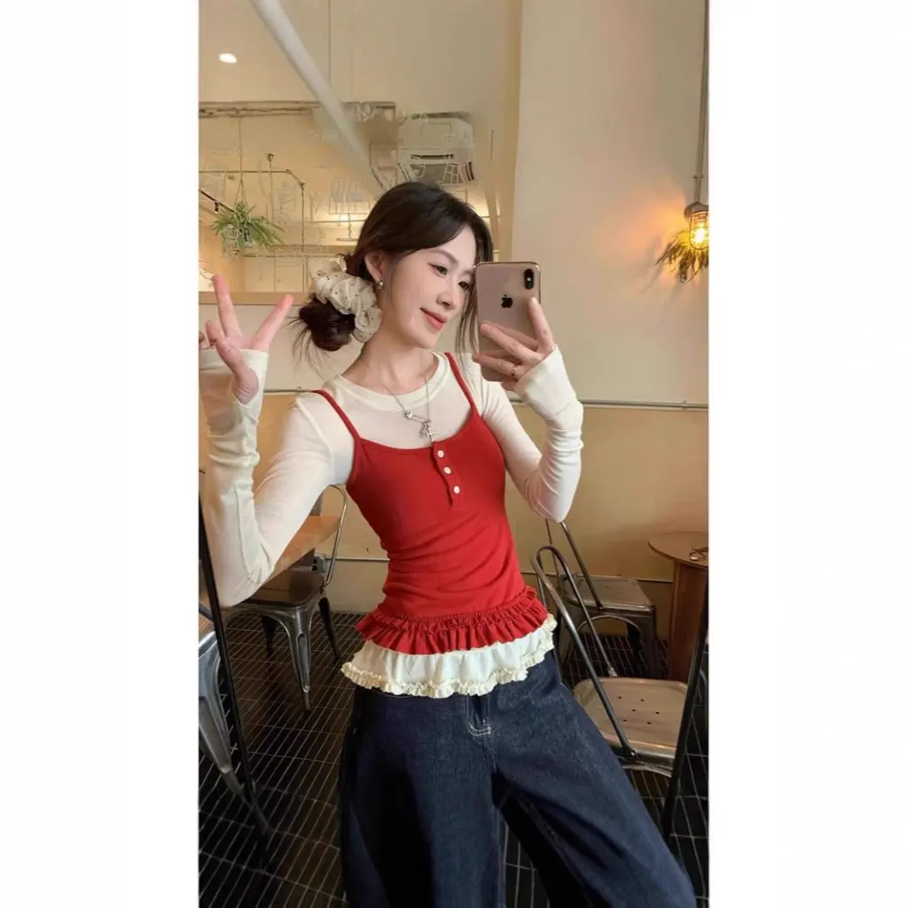 

Sweet Auricularia Lace Long Sleeve Base Shirt And Camisole Two-piece Set Factory Source in Stock Straight Hair