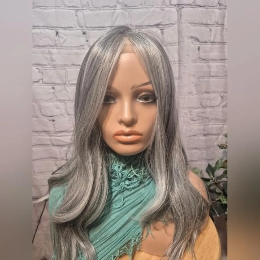 Luxar Beaute realistischer weiblicher Schaufensterpuppenkopf mit Schulter, PVC-Kopf, Büste, Perückenkopfständer für Perücken, Ausstellungszubehör in Beige C