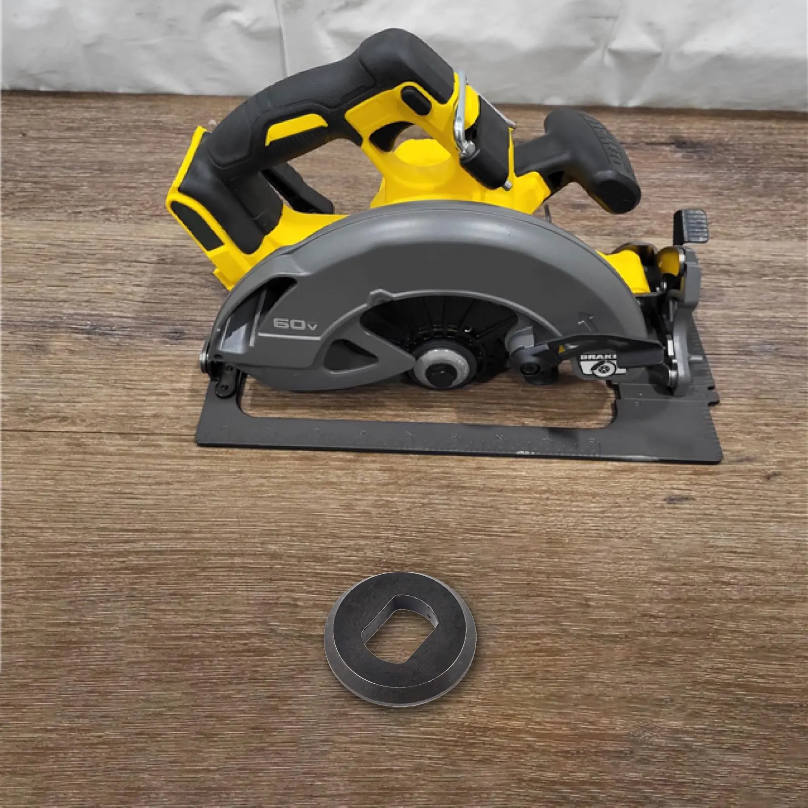 

For Dewalt Blade Washers Replacement Part Number 14534301 N123200 for Circular Saw Model For DCS578 Metal Black