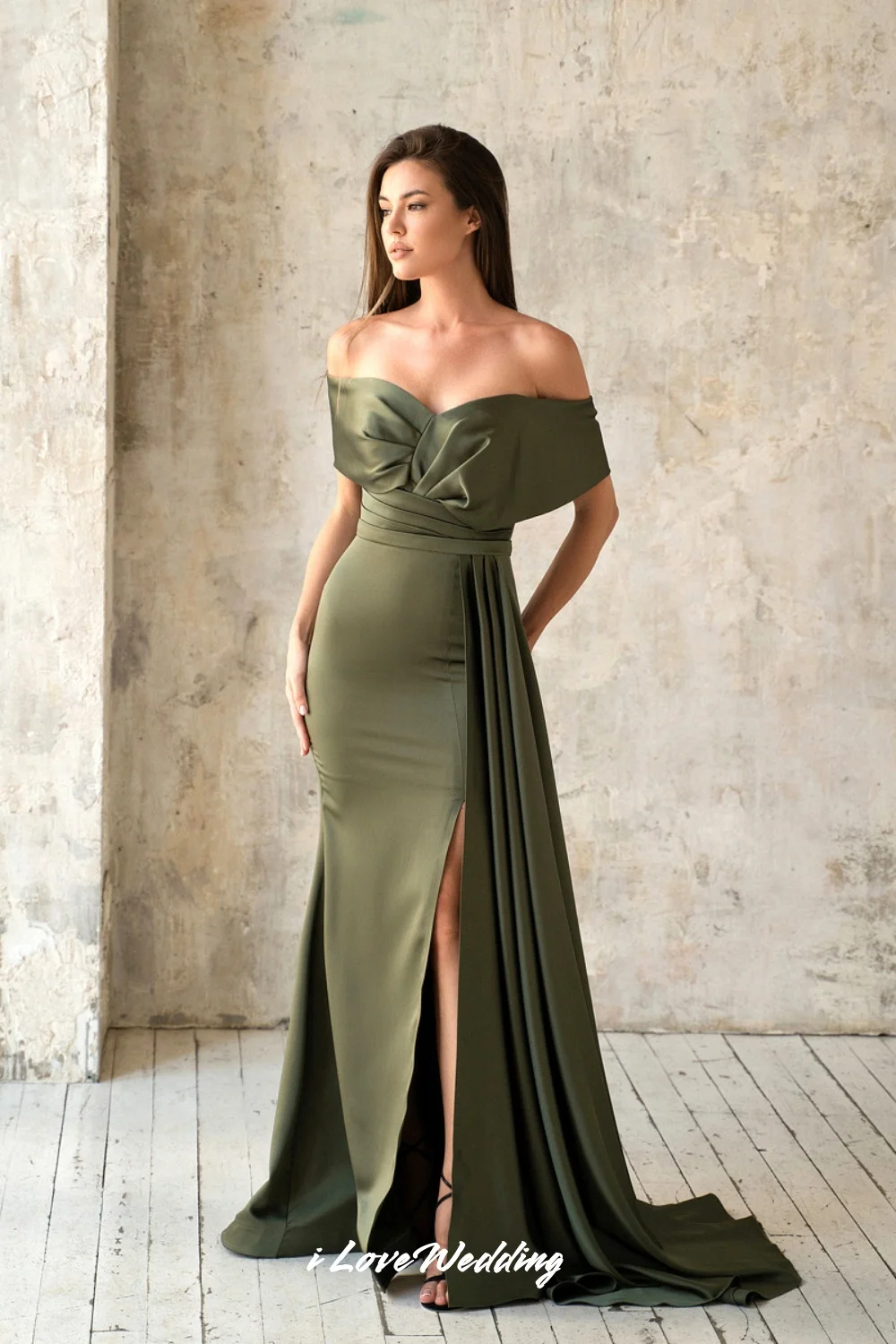 

Green Off the Shoulder Evening Dresses 2025 Satin Pleated Backless Mermaid Prom Dress Side Split Wedding Party Dress Customized