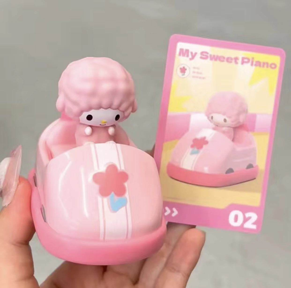 Miniso Sanrio caja ciega genuina, parachoques, Serie de coches, juego de música de acción, regalo lindo para niños, regalo de Navidad, regalo de muñeca