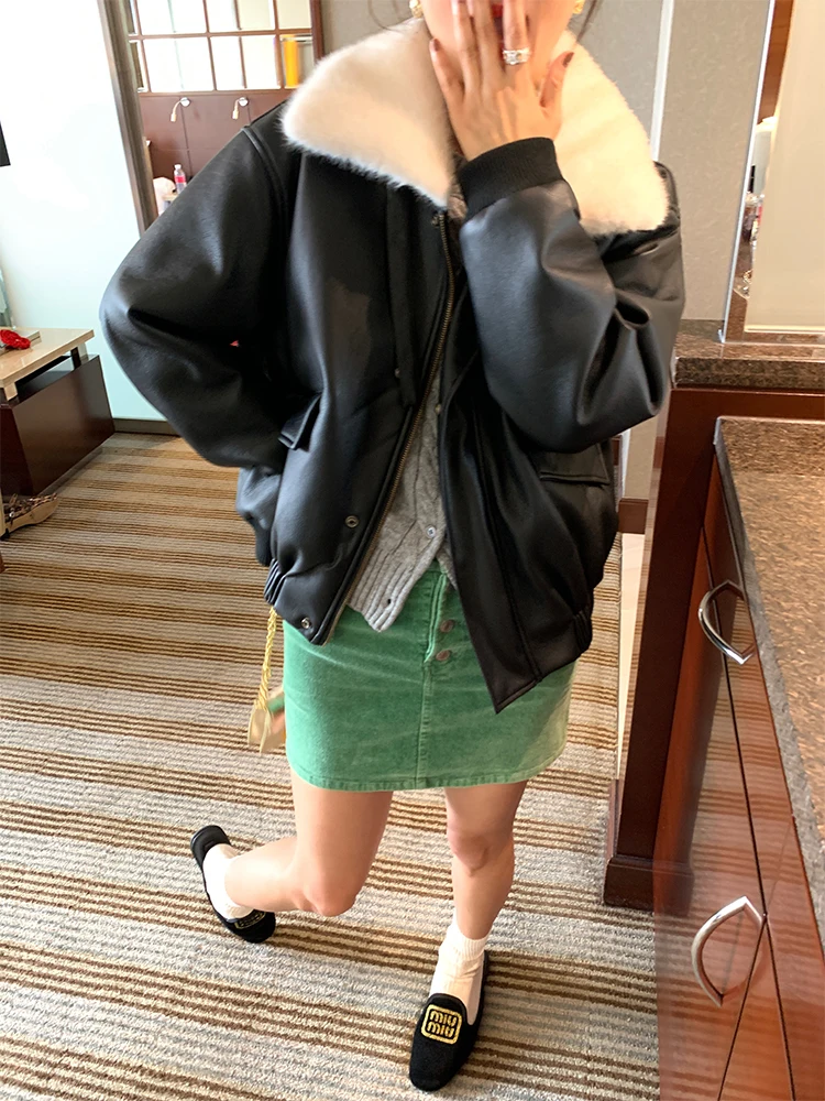 

Women's Loose PU Leather Jaet Bla Fur Collar ort Sle Commute Faion Small Size Friendly Winter Coat Zipper Closure