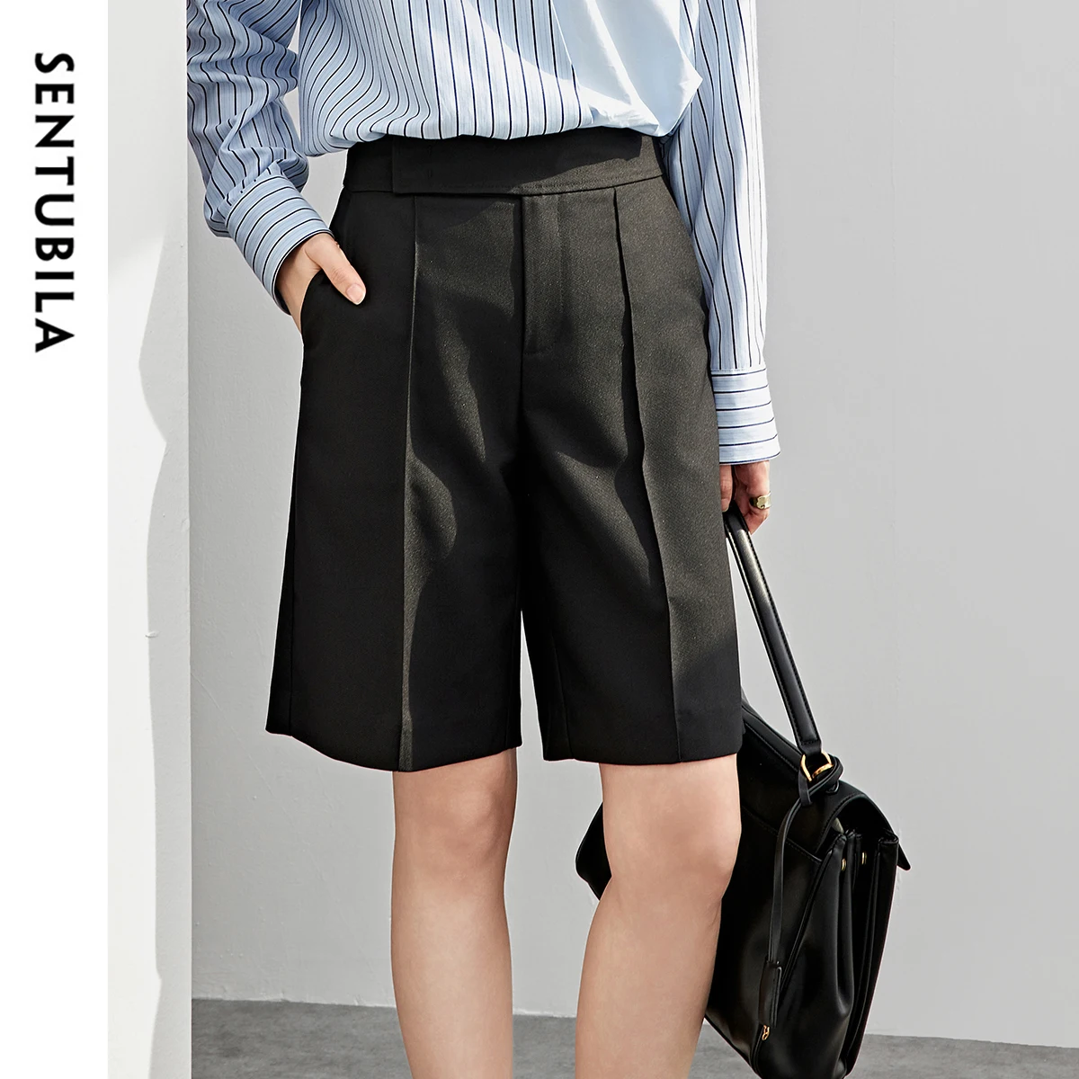 SENTUBILA Straight Shorts for Women Spring 2025 Casual Vintage Office Lady High-waist Pockets Knee-length Shorts 151K57966