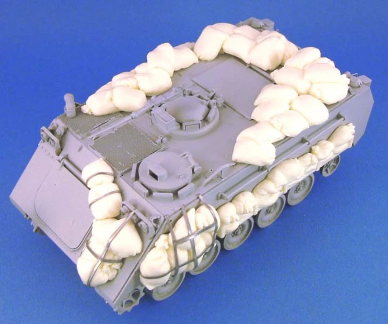 

1/35 Scale Die-Cast Resin Model Assembled Kit IDF M113 Sandbag Armor Set (No Tank) Unassembled and Unpainted