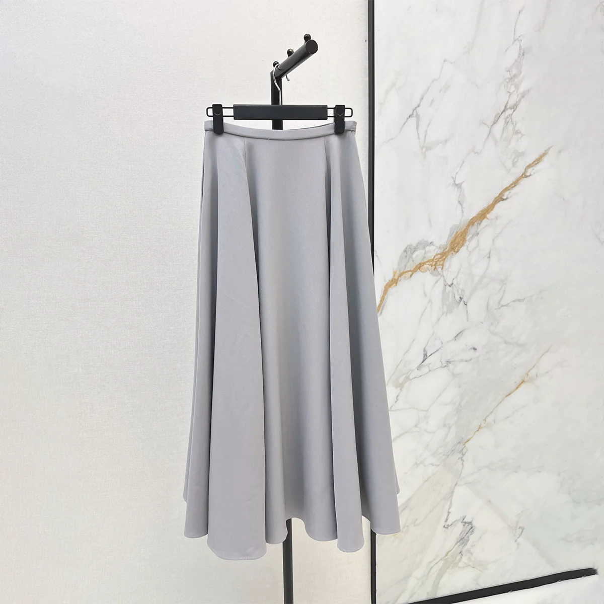 2026 High Quality Women's Light Grey Satin Lace Half length Long Dress with High Waist Drop--hb725