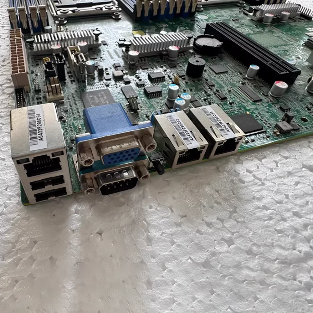 The Server Motherboard S7066 S7066GM3NR-B-DWG
