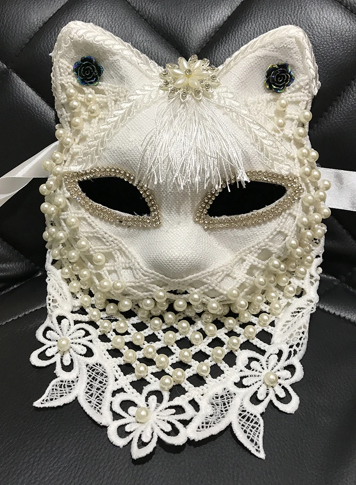 

Mask Lace Hollow Embroidery with Butterfly Decoration White Black Veil Cat Modeling Adult Party Ball Halloween Accessories Props