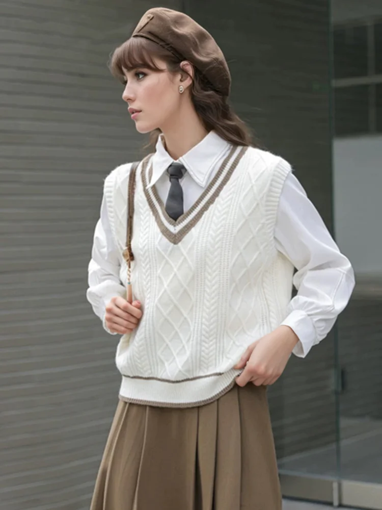 Sweet Preppy Style Sweater Vest Women V-neck Oversized Knitted Pullover Sleeveless Korean Fashion Casual Autumn Winter B-075