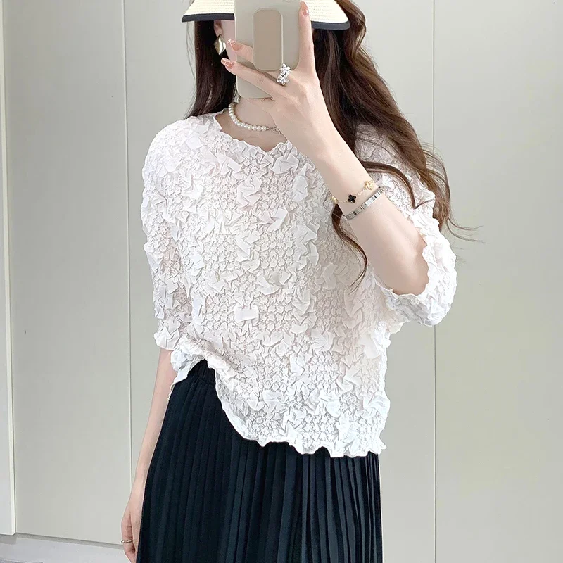 Miyake Temperament Pleated Top for Women\'s 2025 Summer New Embroidered Design High-quality Short Sleeved T-shirt