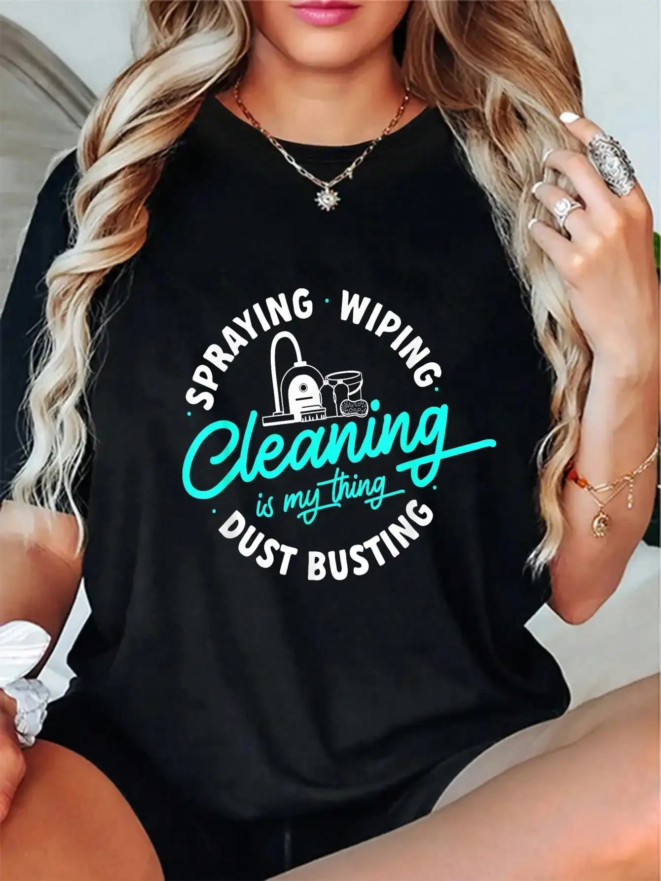 

Fashion Tshirt Cleaning Lady Housekeeping Housekeeper T-Shirt