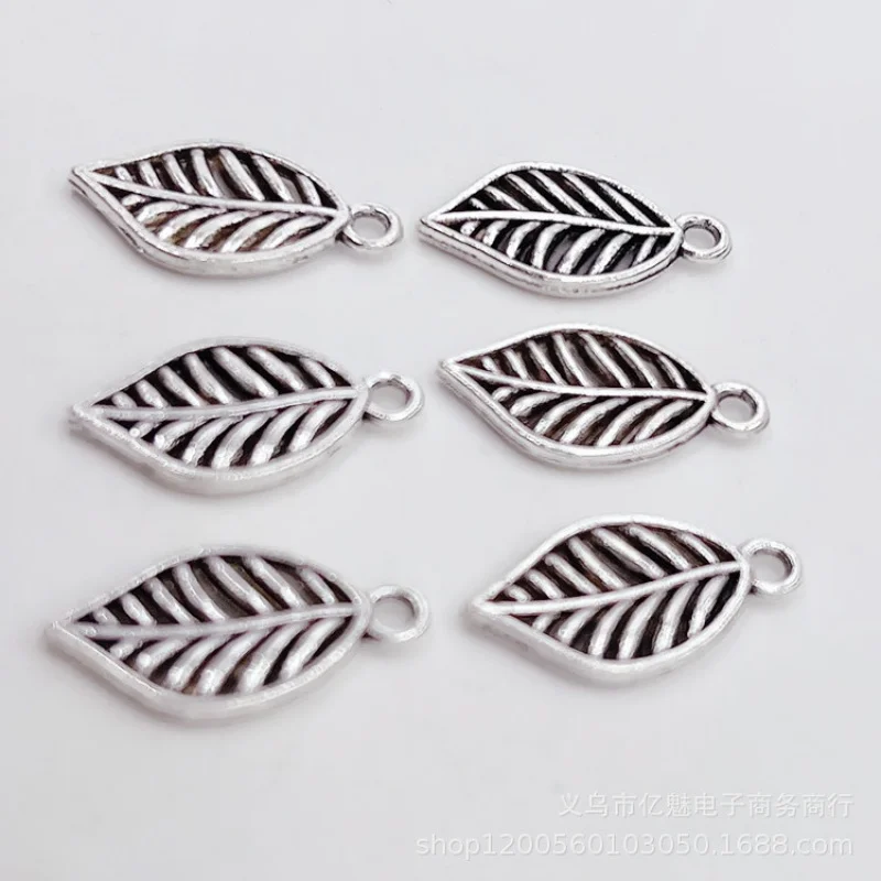 Factory Direct Sales 100Pieces diy Ornament Antique20mmHollow Leaves Pendant Necklace Clothing Decoration Pendant