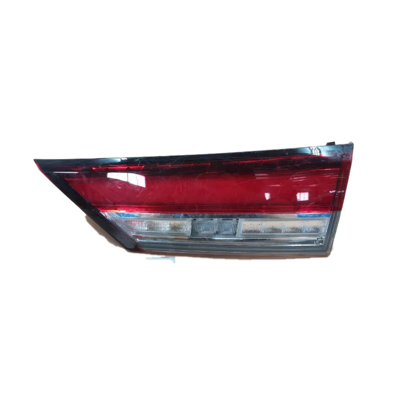 

To yo ta taillights, license plate lights, and interior taillights 34155-TBT-H01 left 34150-TBT-H01 right